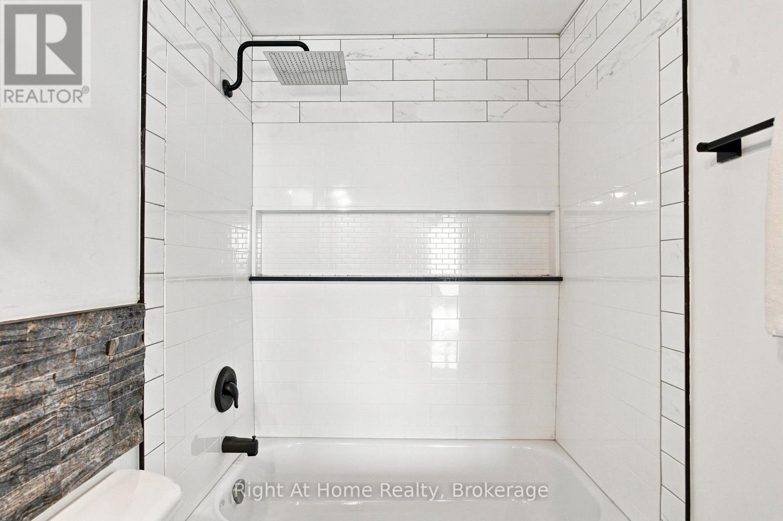 1215 - 11753 Sheppard Avenue E Property Photo 35
