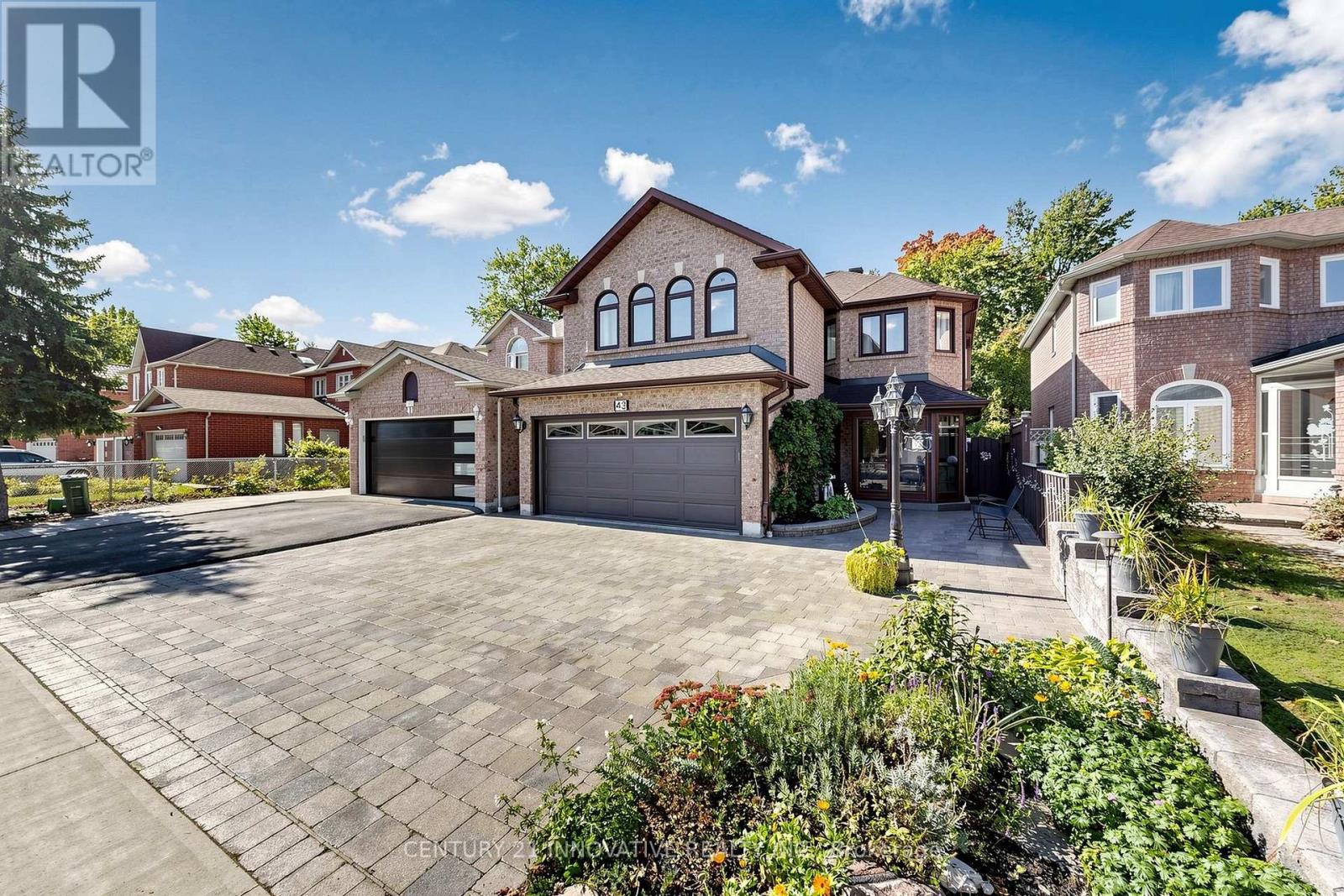 43 Bonnydon Crescent Property Photo 1