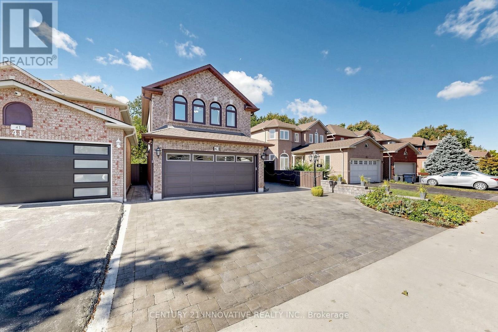 43 Bonnydon Crescent Property Photo 2