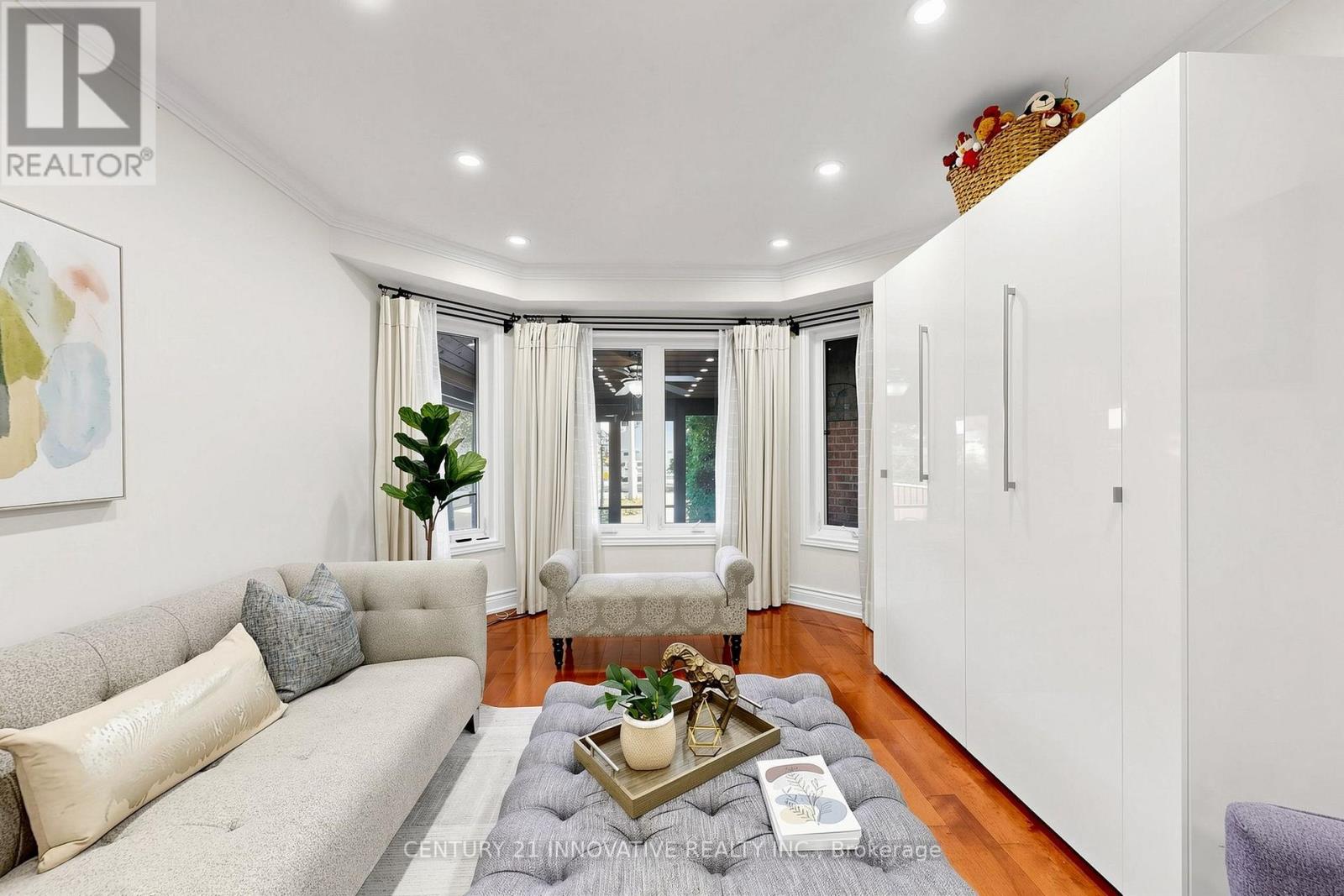 43 Bonnydon Crescent Property Photo 5