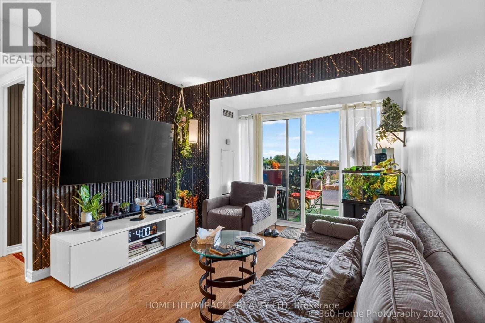 441 - 18 Mondeo Drive Property Photo 9