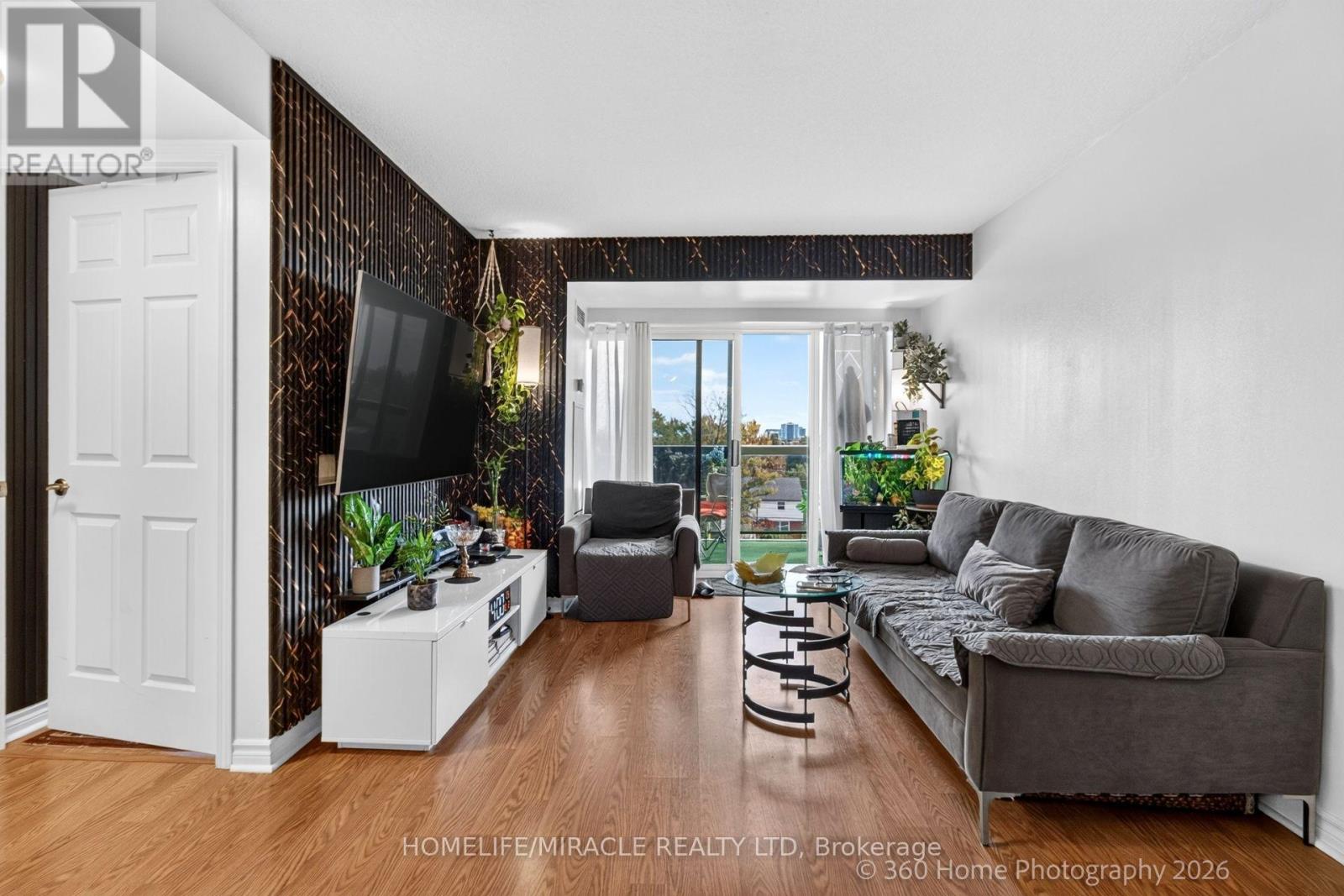 441 - 18 Mondeo Drive Property Photo 10