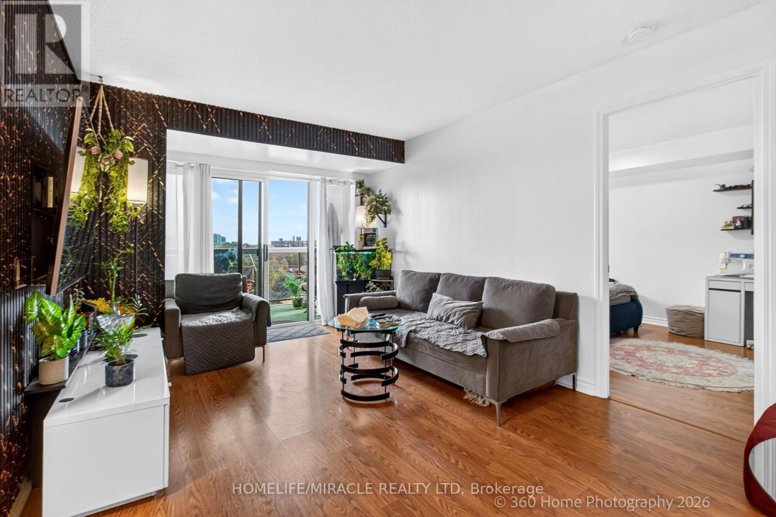441 - 18 Mondeo Drive Property Photo 11