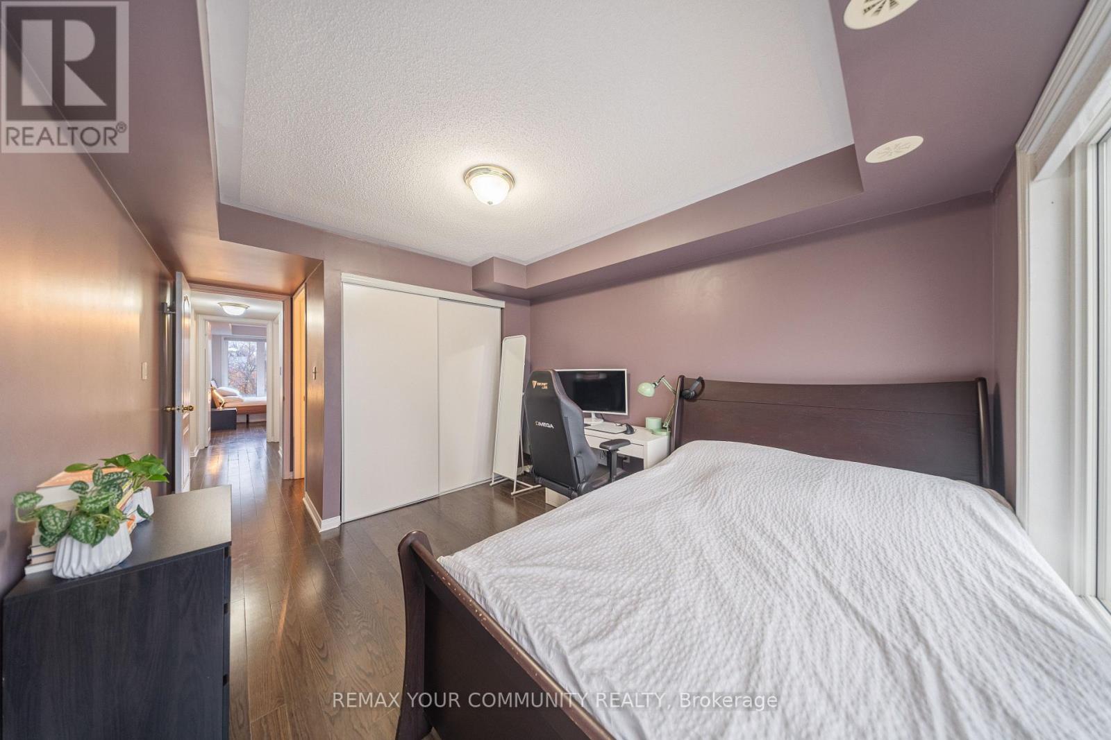 48 - 651f Warden Avenue Property Photo 31