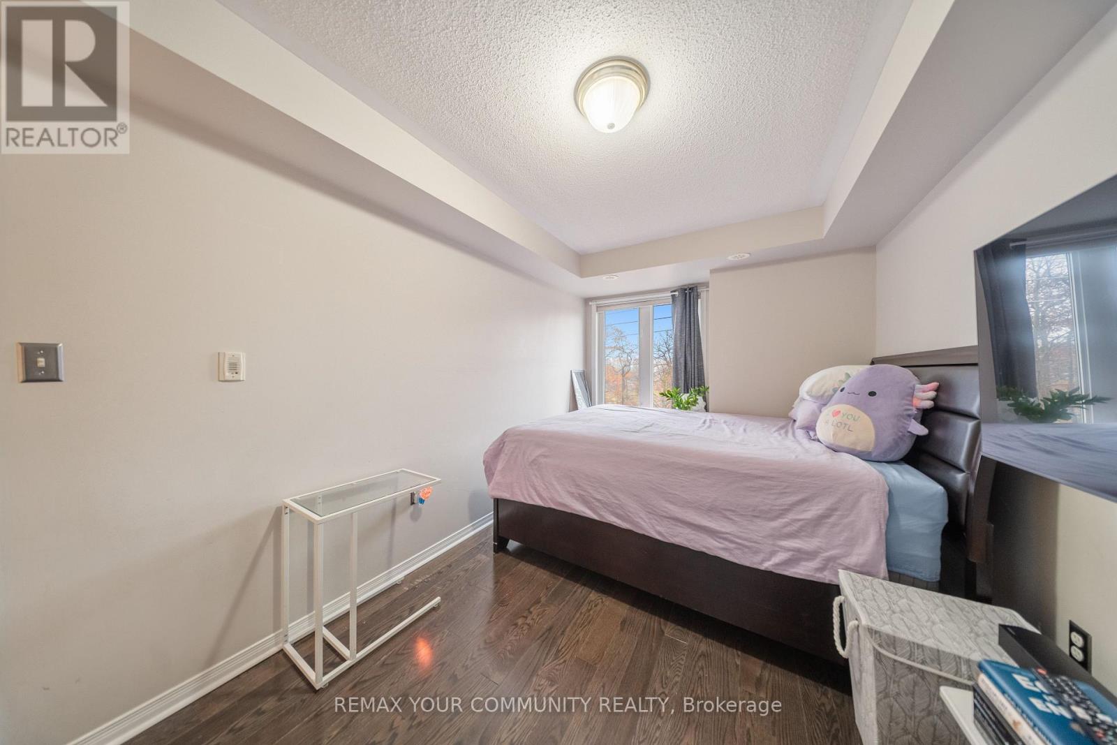 48 - 651f Warden Avenue Property Photo 40