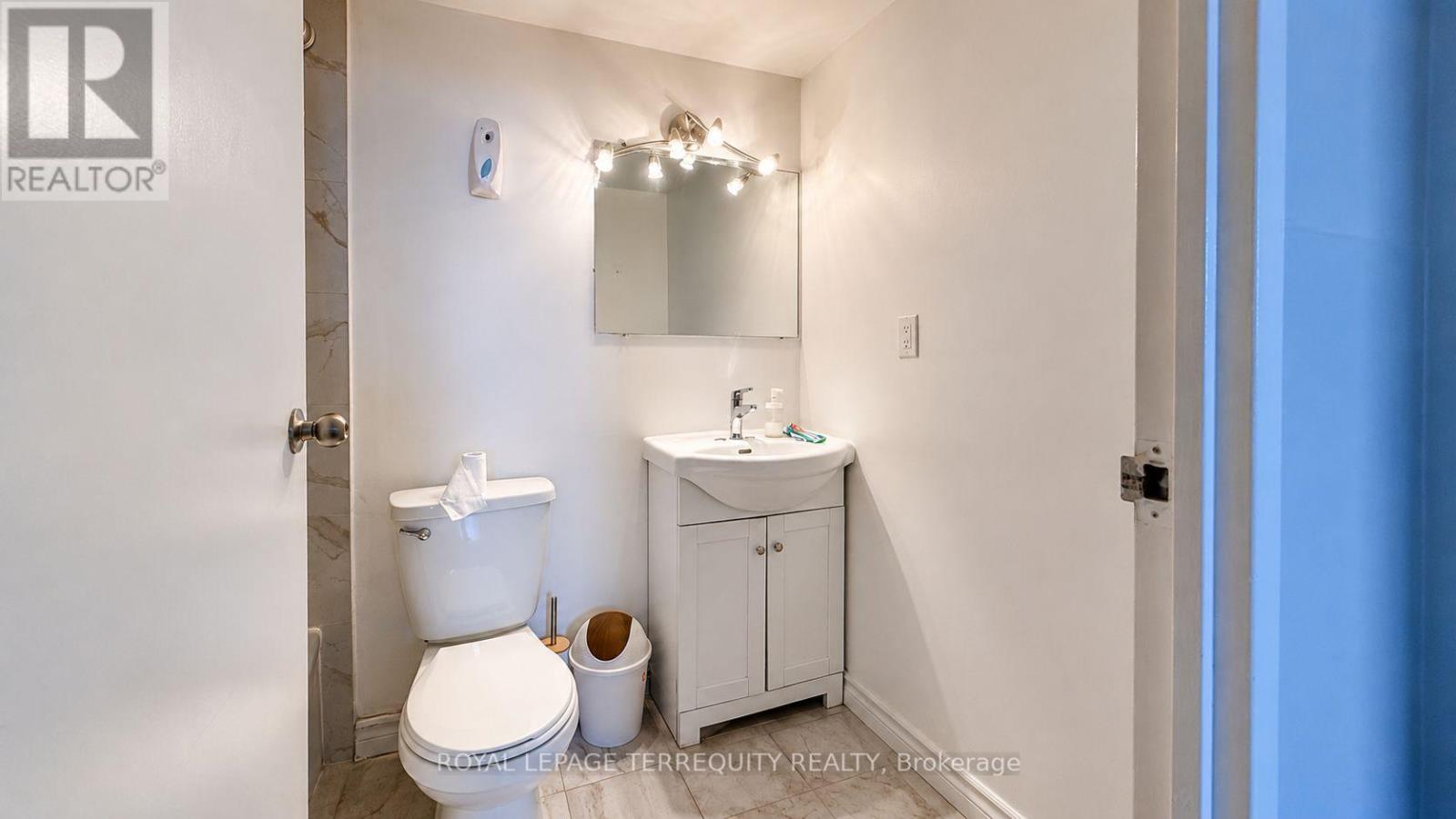 409 - 100 Wingarden Court Property Photo 13