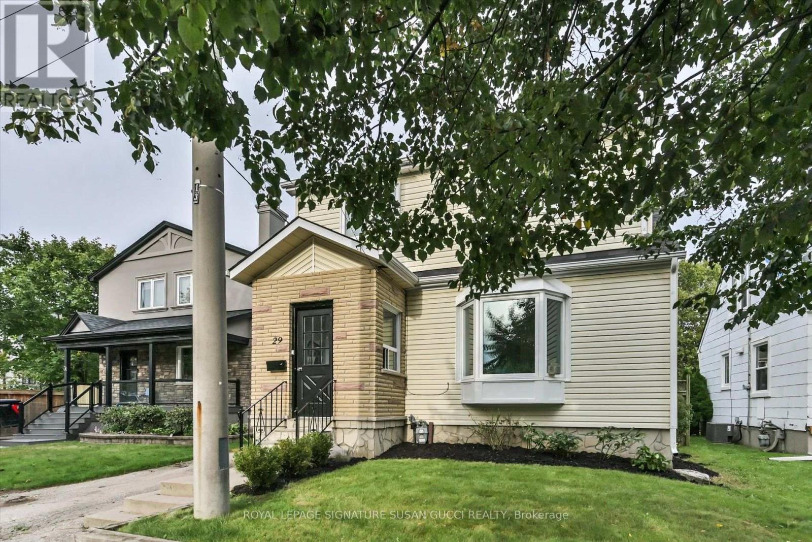 29 Topham Road Property Photo 2