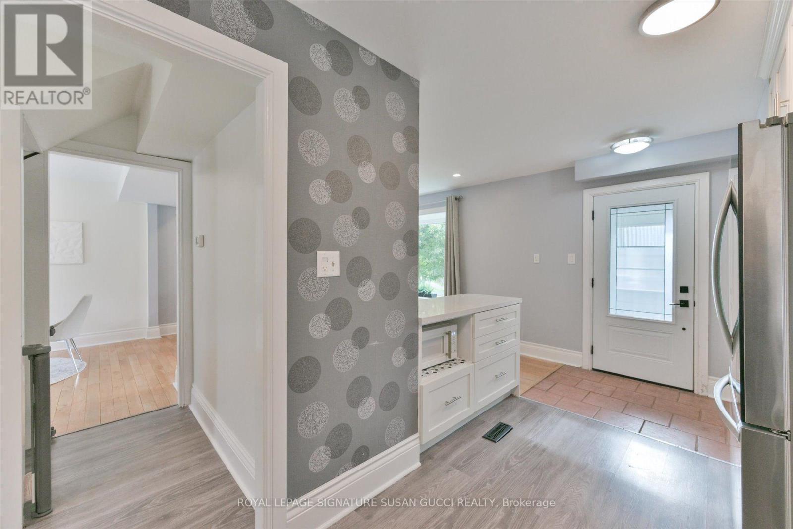 29 Topham Road Property Photo 6