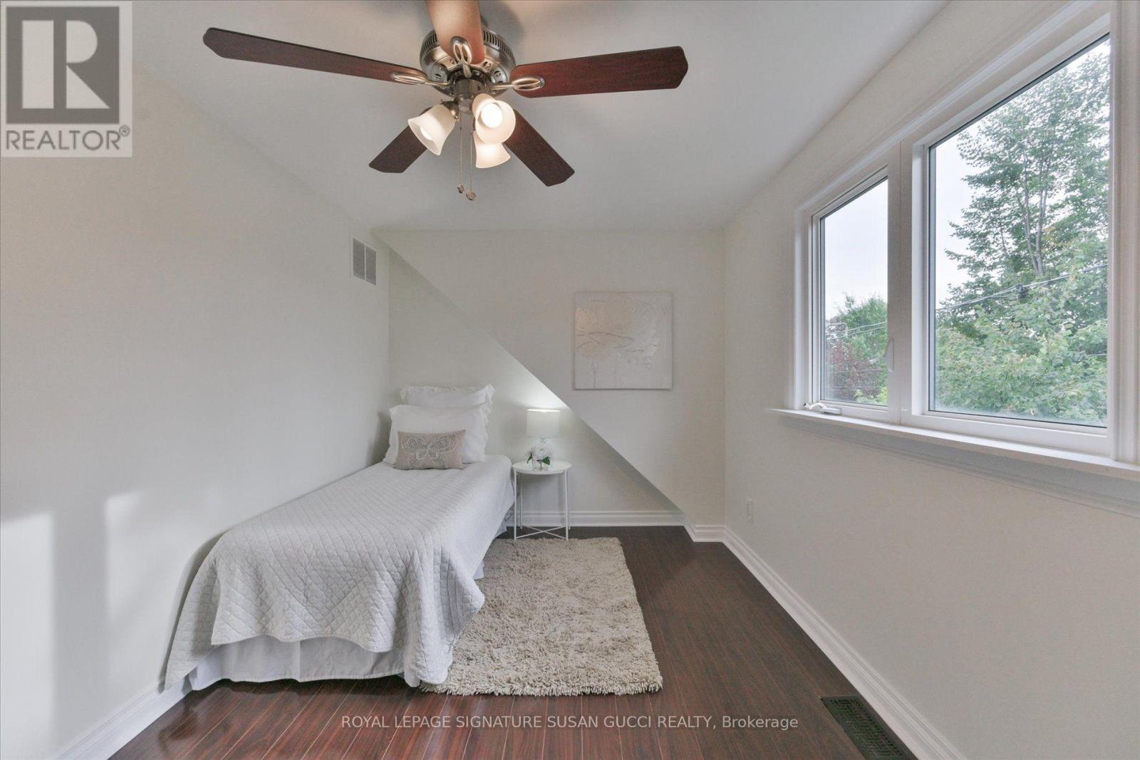 29 Topham Road Property Photo 23