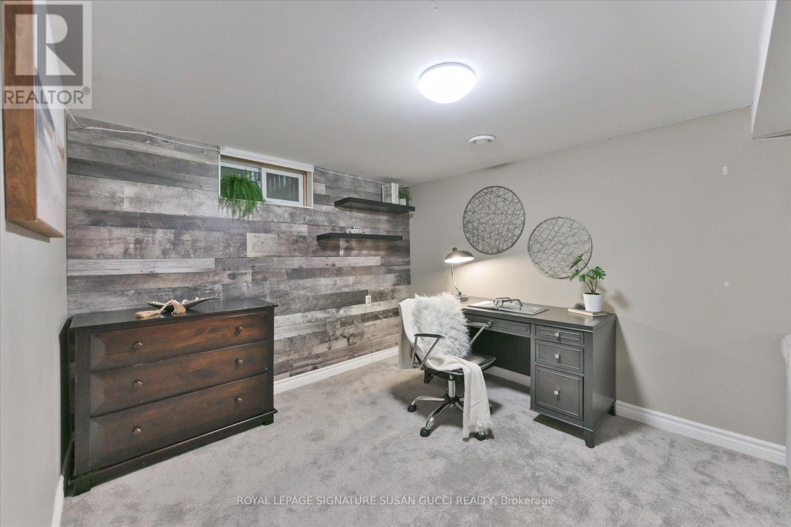 29 Topham Road Property Photo 28