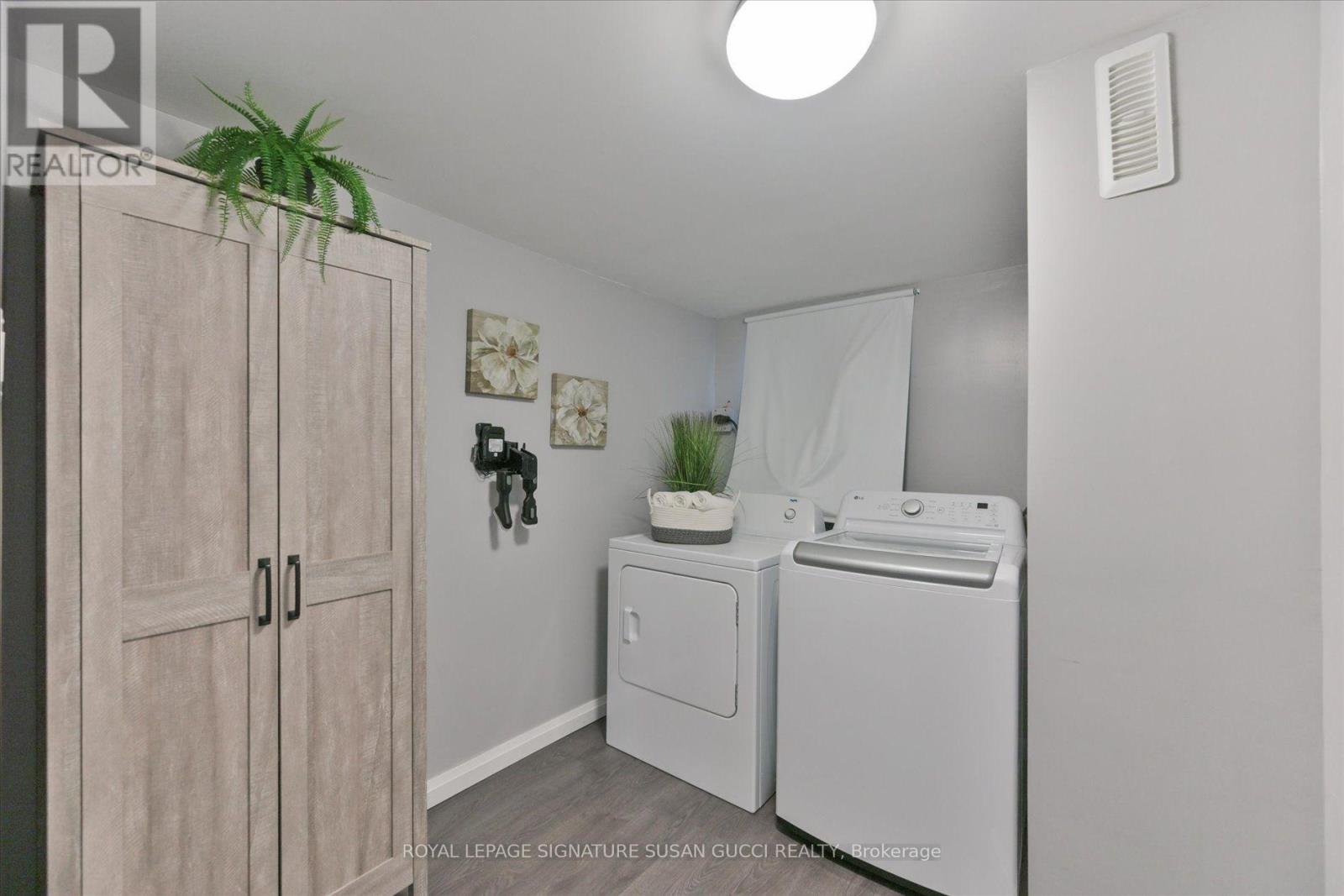 29 Topham Road Property Photo 30