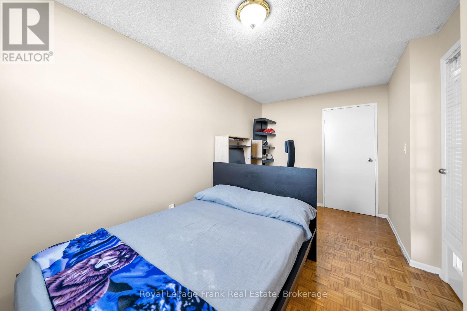 704 - 100 Wingarden Court Property Photo 14