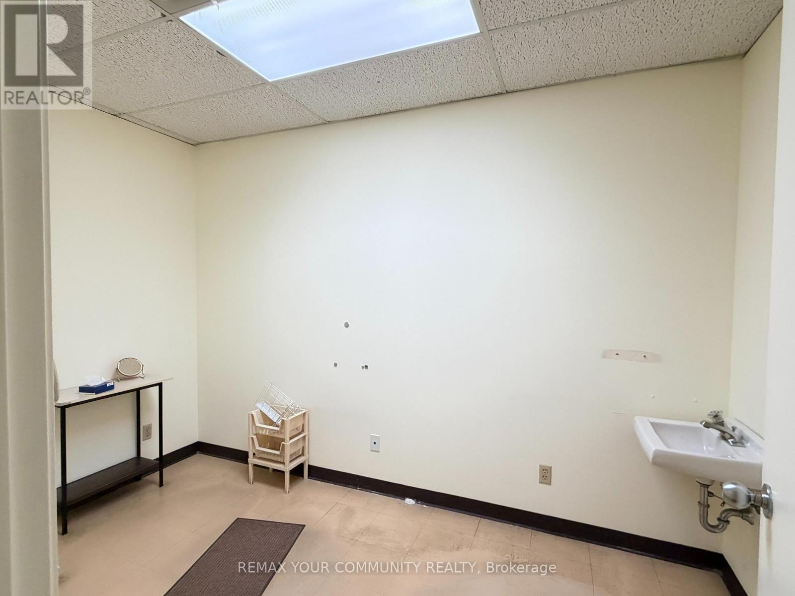 310 - 4040 Finch Avenue E Property Photo 9