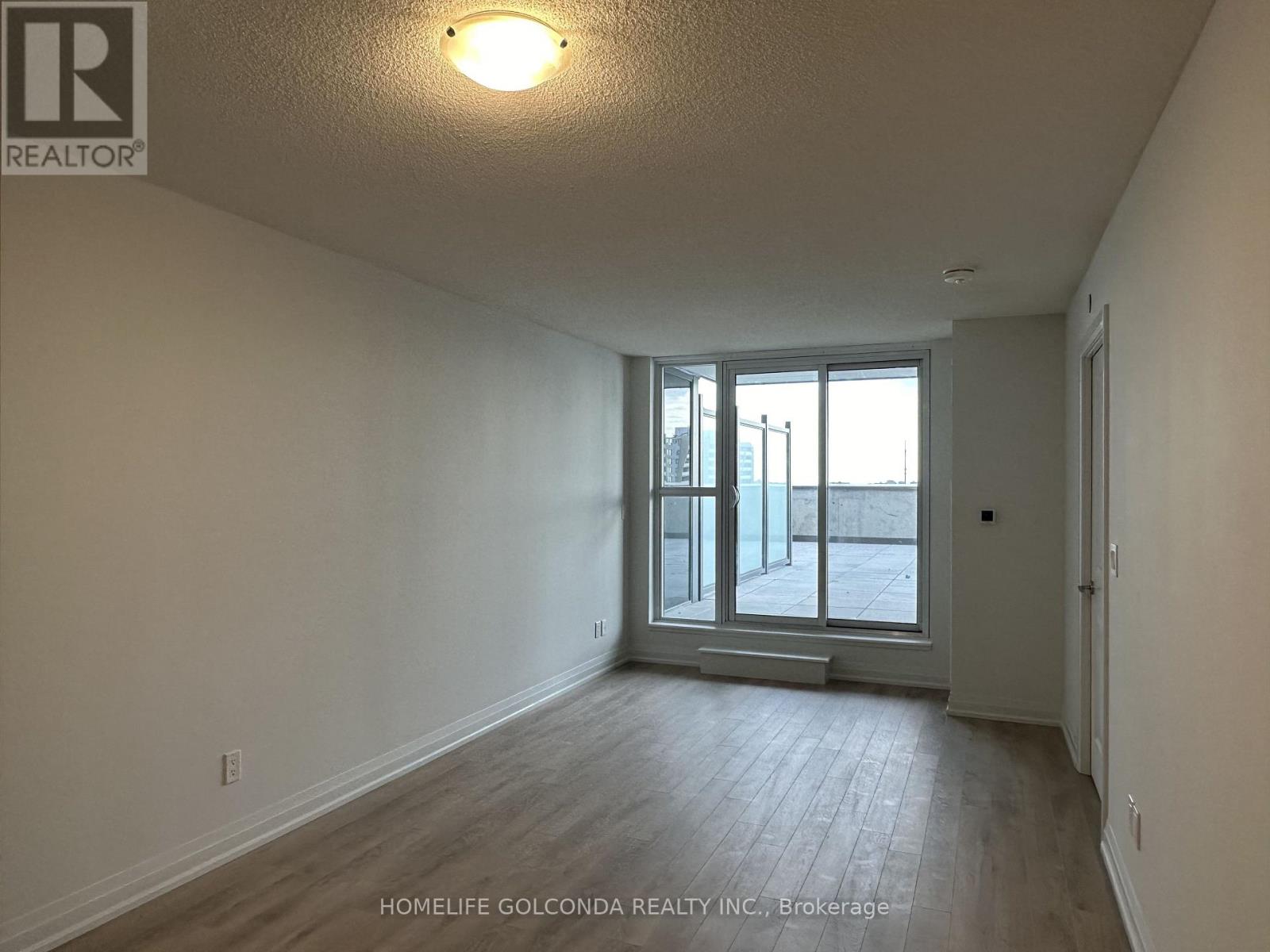 905 - 20 Meadowglen Place Property Photo 5