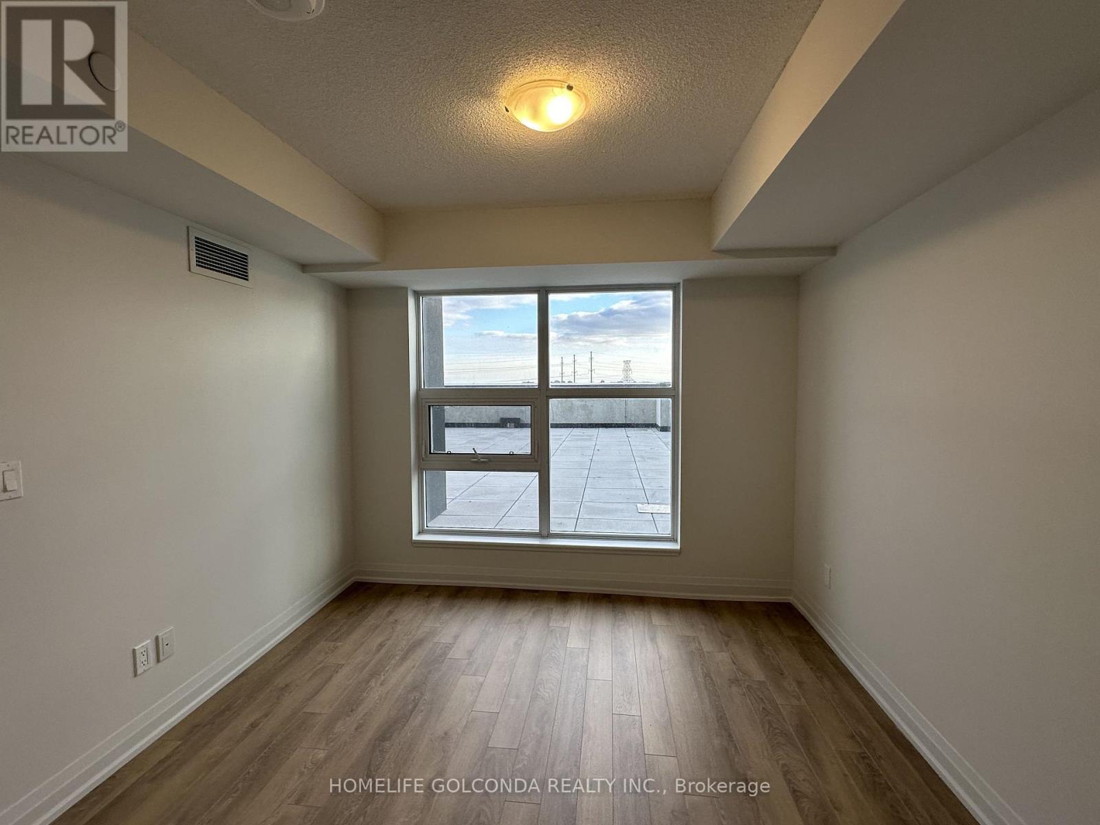 905 - 20 Meadowglen Place Property Photo 6