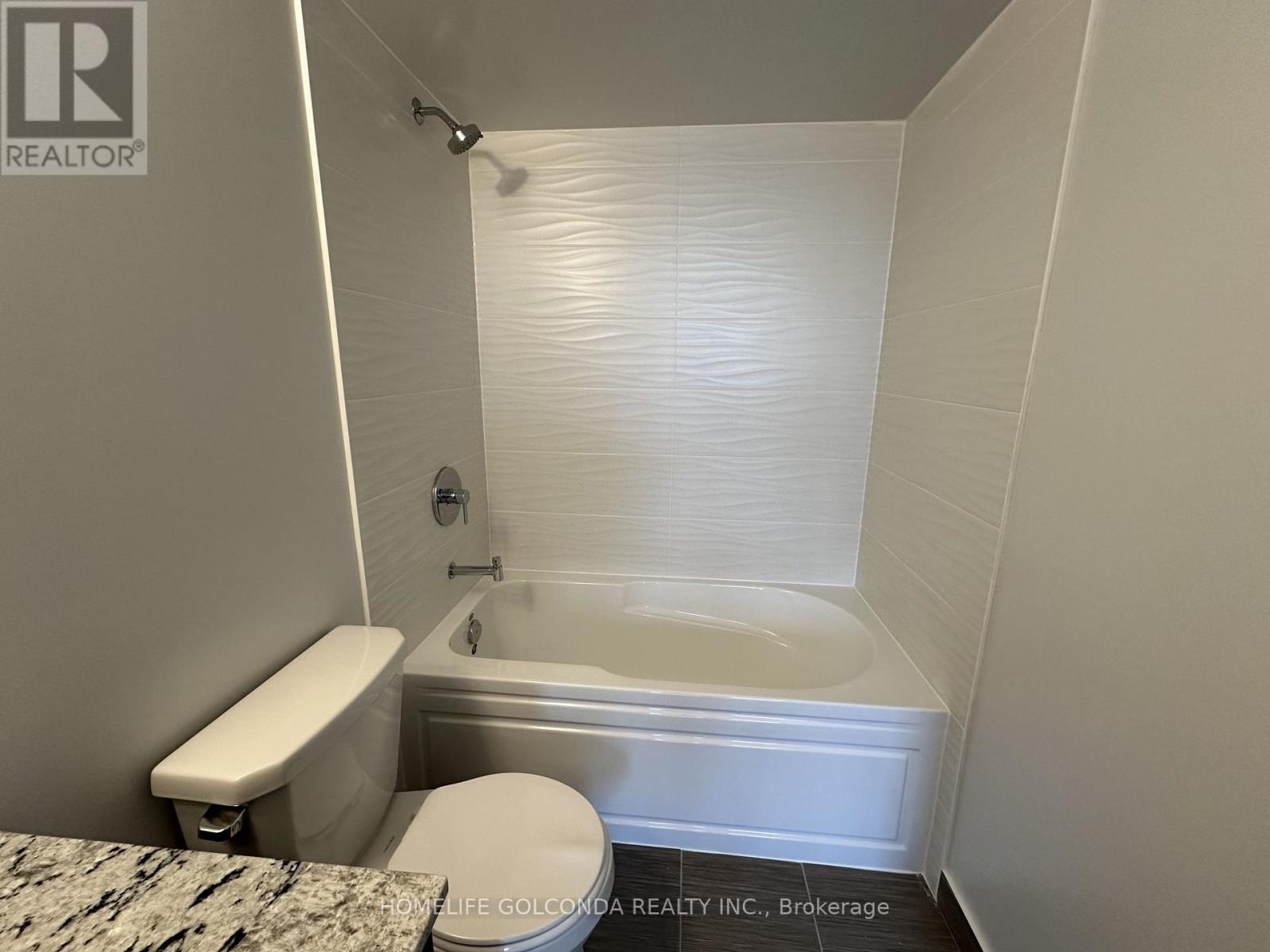 905 - 20 Meadowglen Place Property Photo 8