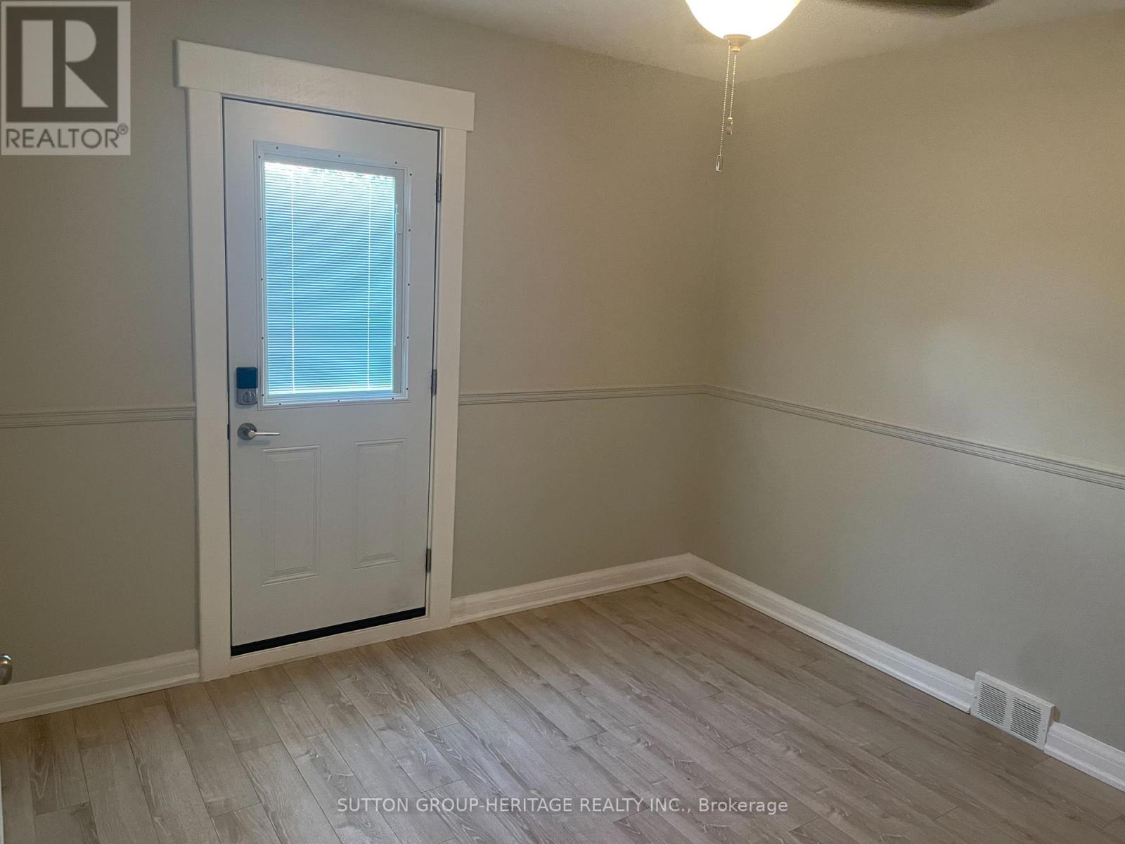 236 Mcnaughton Avenue Property Photo 8