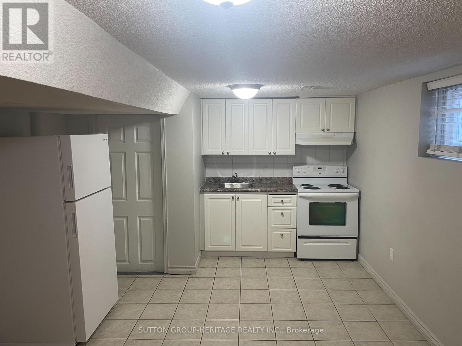 236 Mcnaughton Avenue Property Photo 11