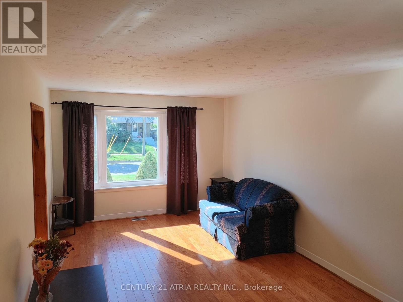36 Chesapeake Avenue Property Photo 7