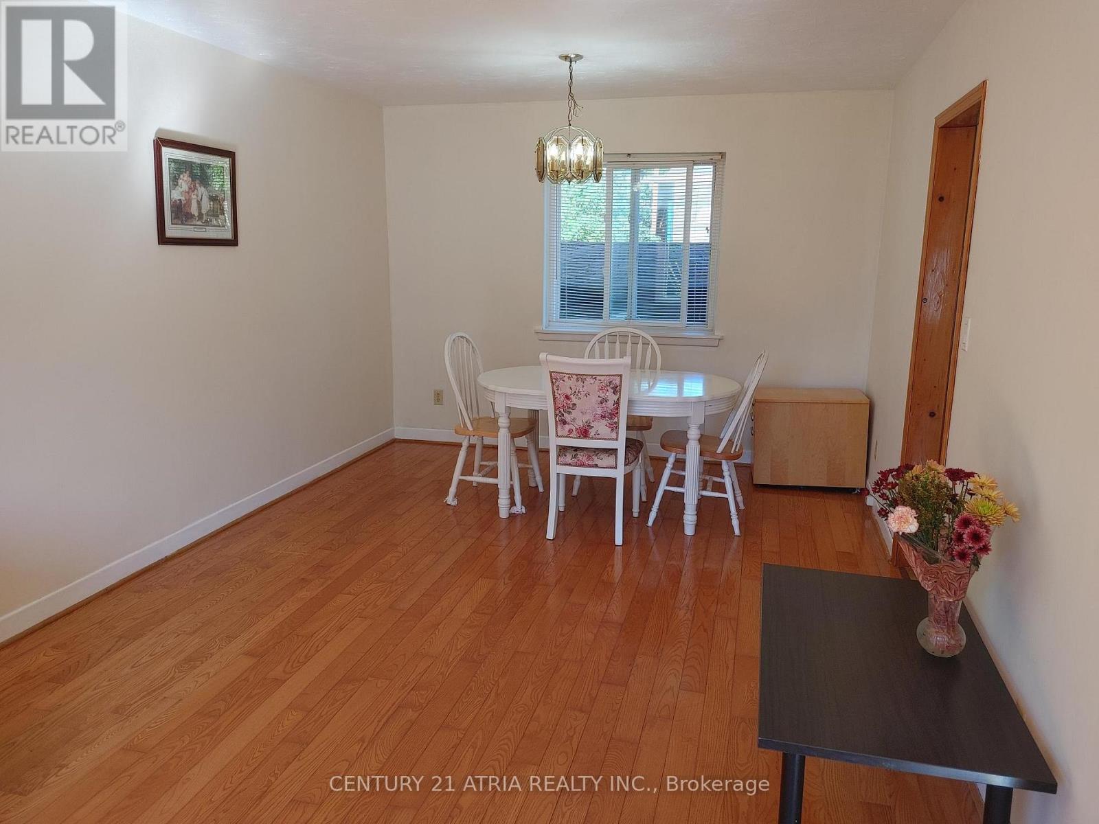 36 Chesapeake Avenue Property Photo 9