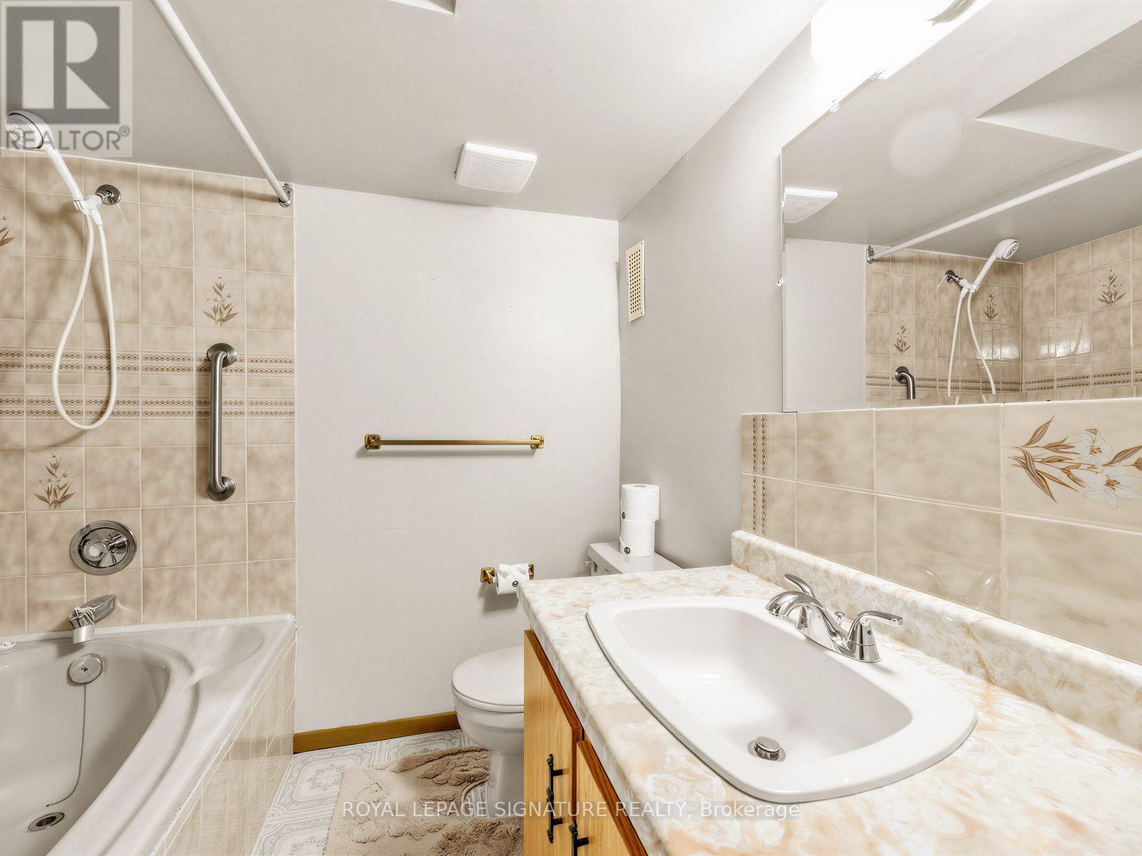 30 Invermarge Drive Property Photo 43