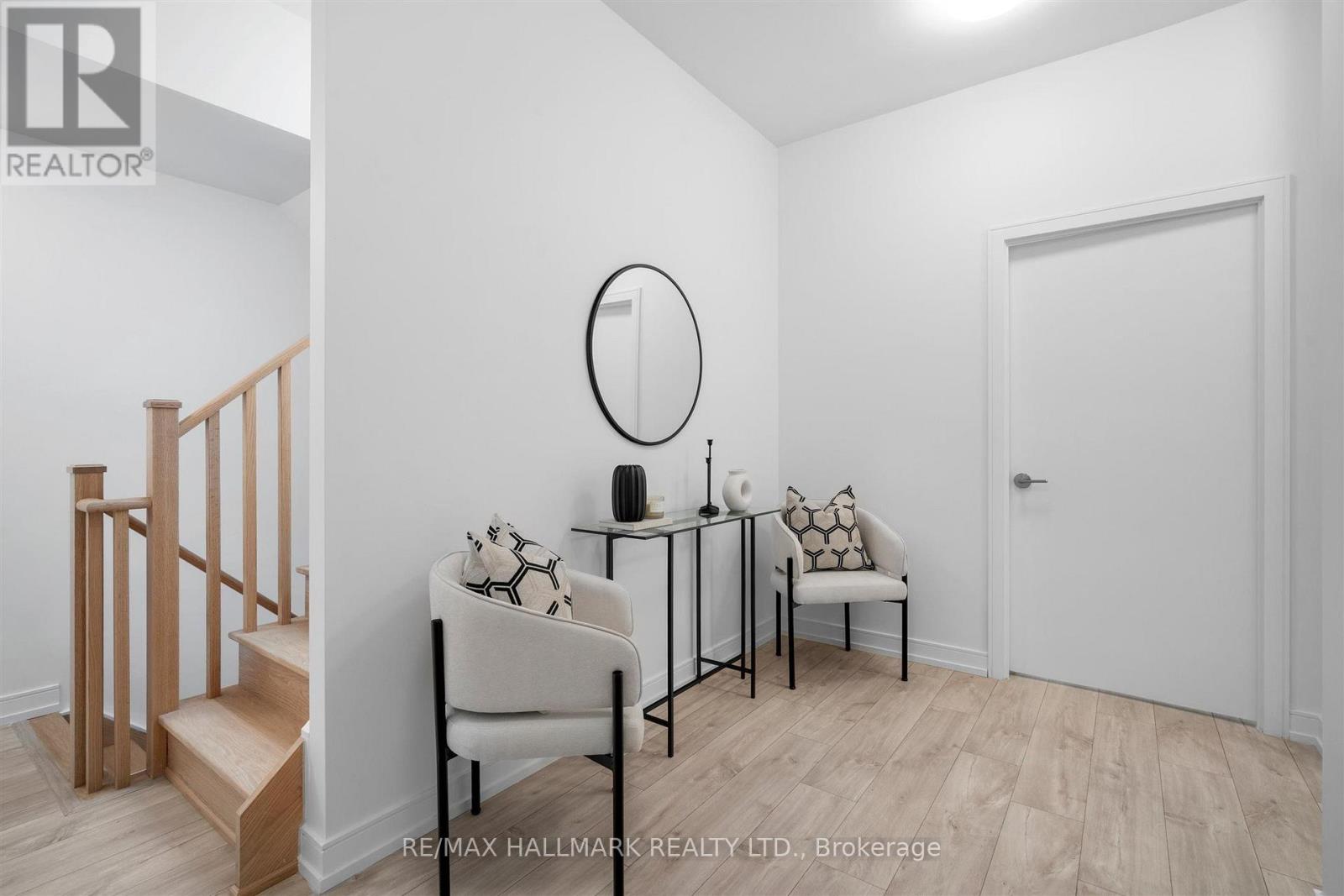 3 - 170 Clonmore Avenue Property Photo 22