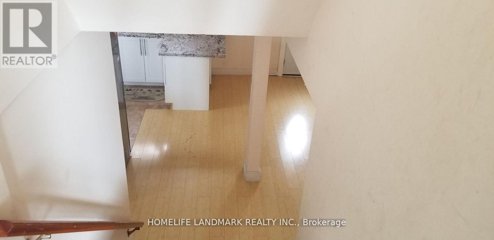 128 Lord Roberts Drive Property Photo 20