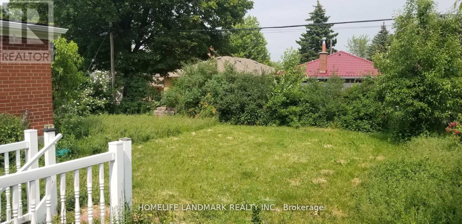 128 Lord Roberts Drive Property Photo 26