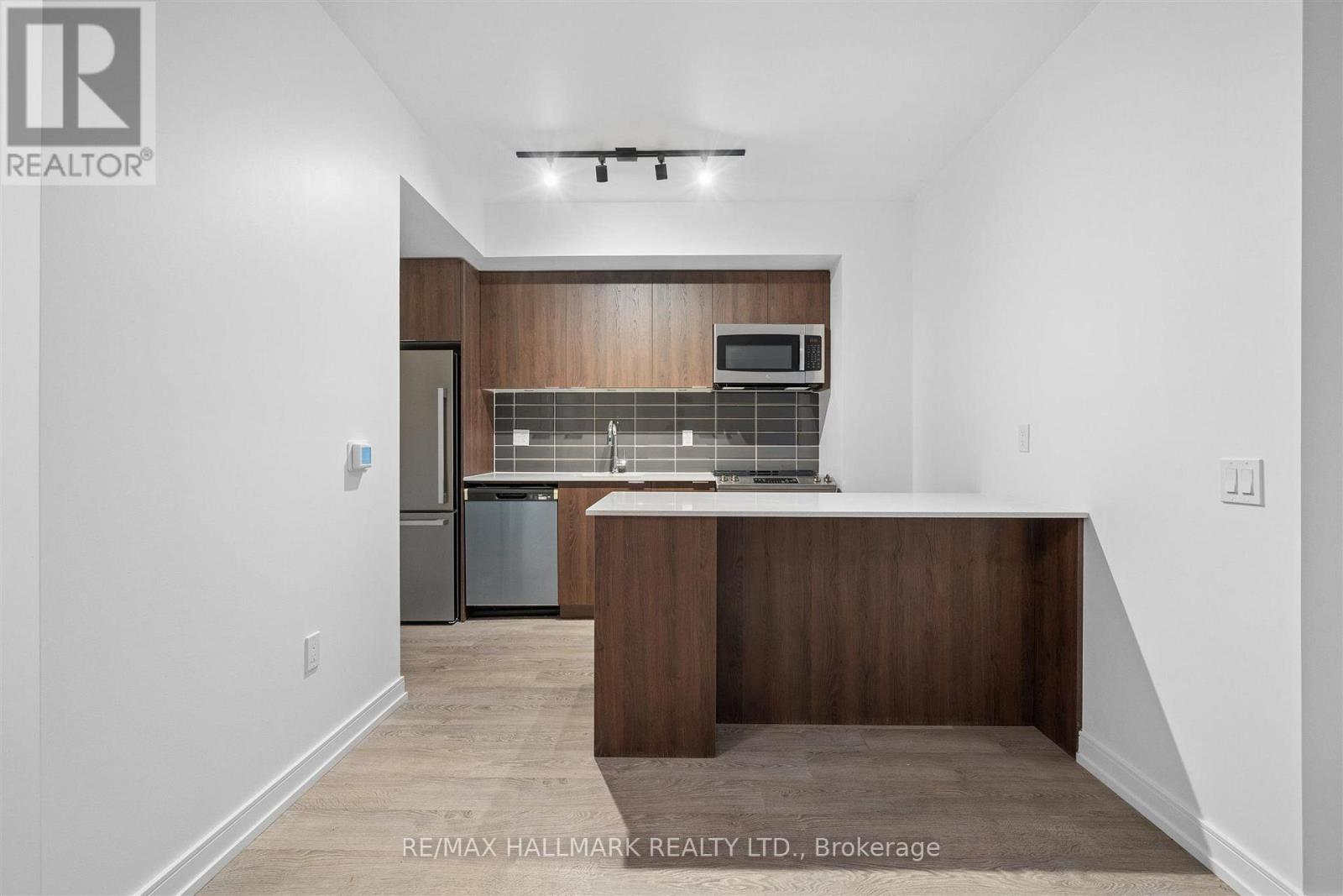 13 - 170 Clonmore Drive Property Photo 16