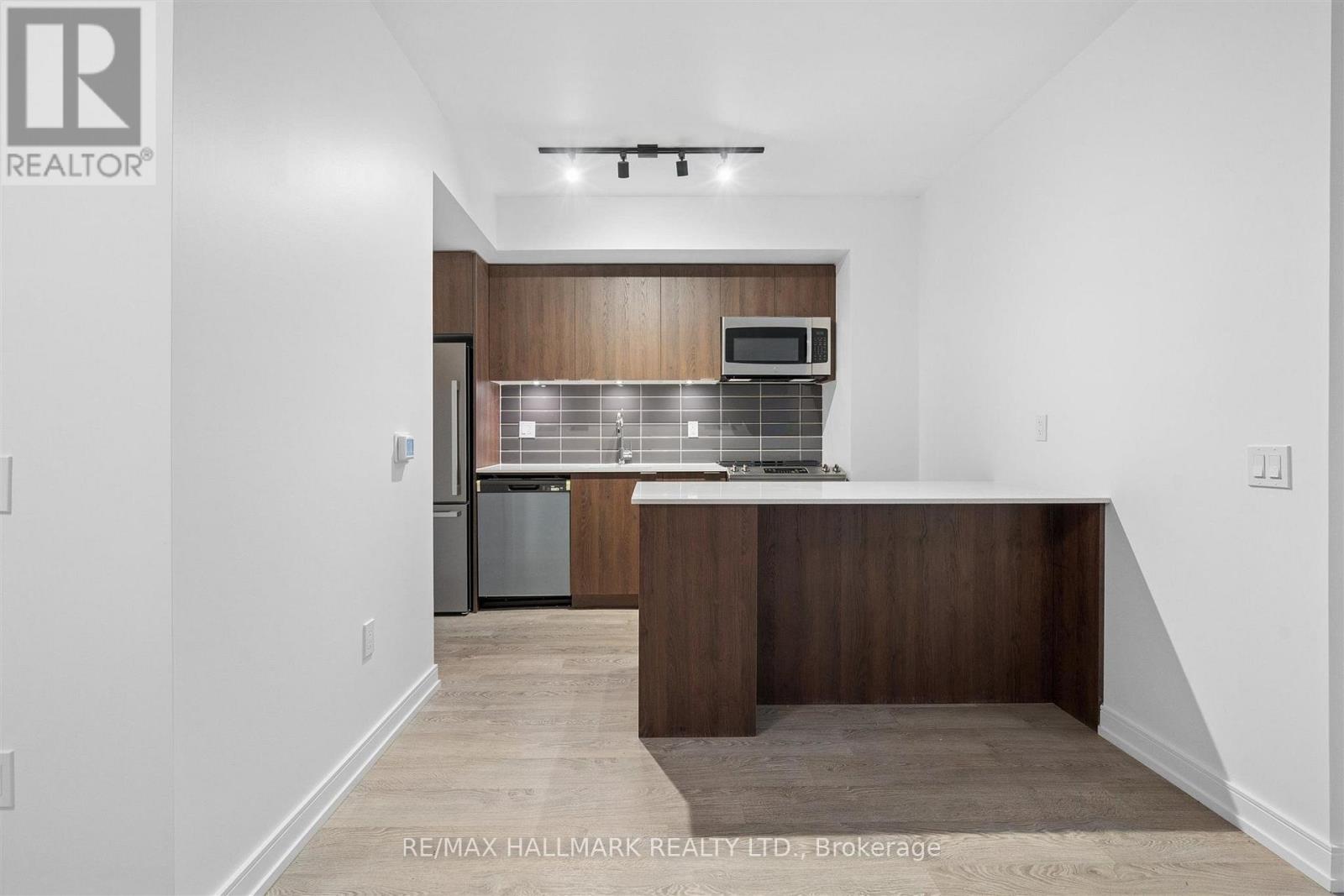 13 - 170 Clonmore Drive Property Photo 17