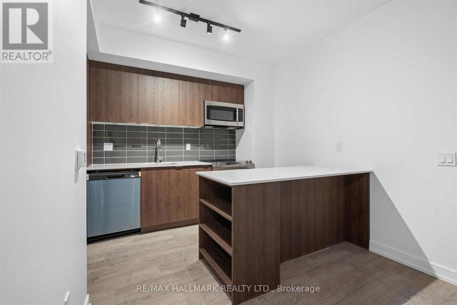 13 - 170 Clonmore Drive Property Photo 18