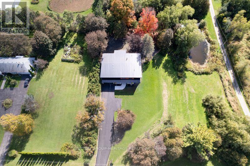 625 Townline Road W Property Photo 37