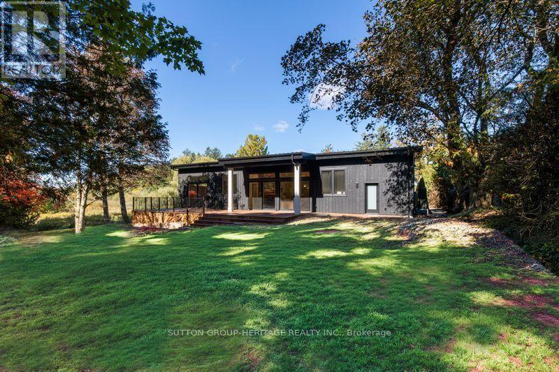 625 Townline Road W Property Photo 39