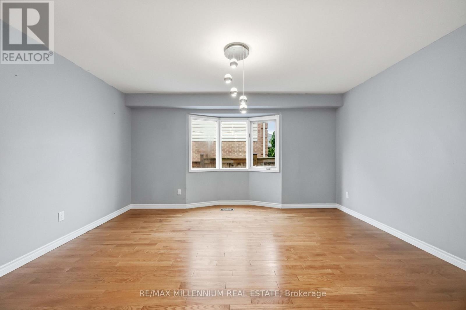 113 Glenabbey Drive Property Photo 6