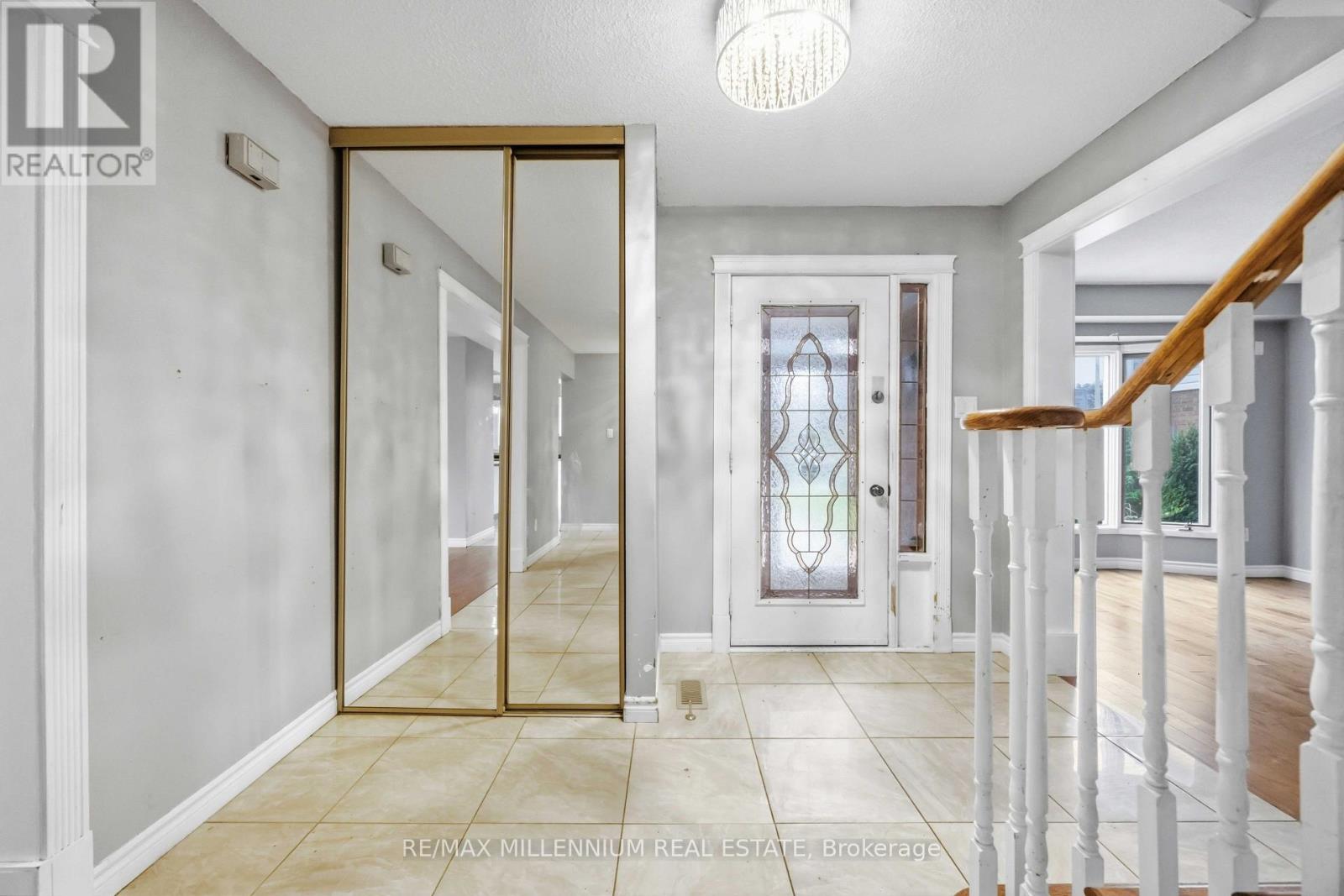 113 Glenabbey Drive Property Photo 16