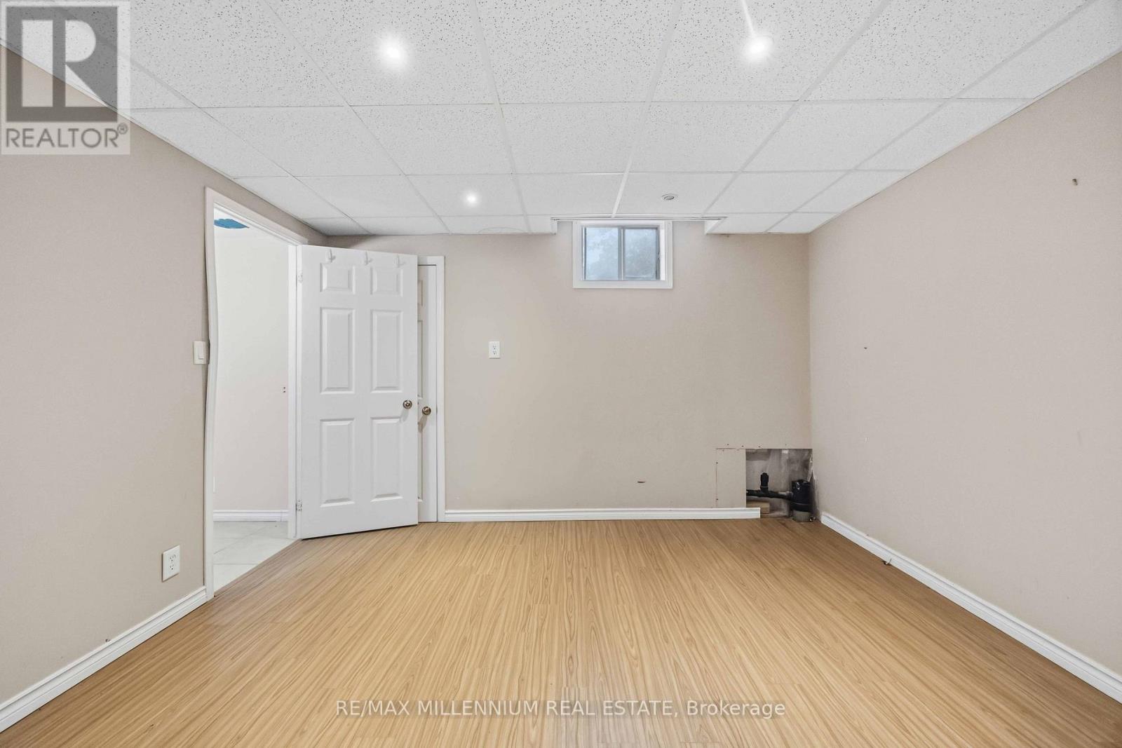 113 Glenabbey Drive Property Photo 30