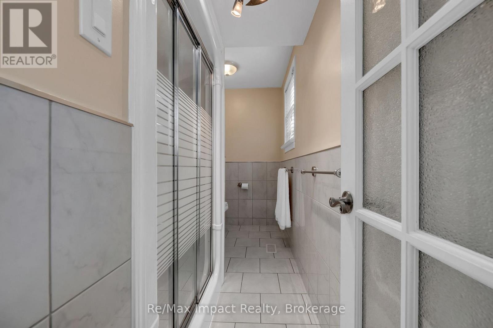 702 Westdale Court Property Photo 15