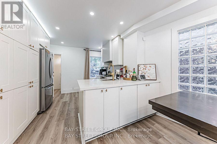 397 Kingston Road Property Photo 6