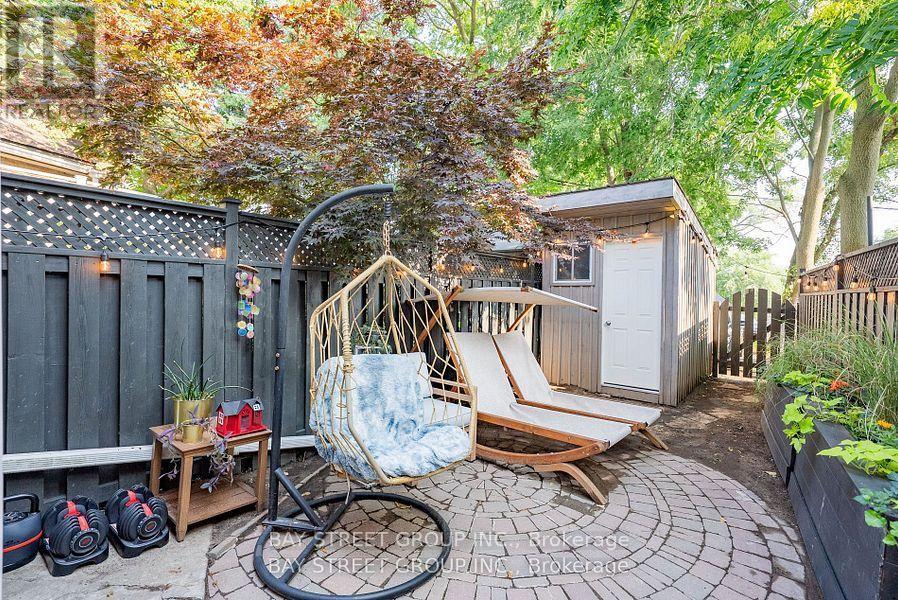 397 Kingston Road Property Photo 24