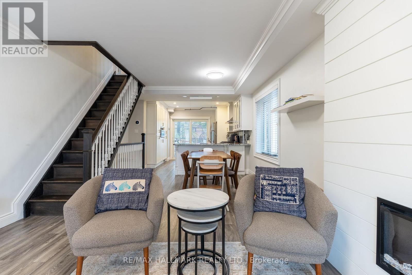 122 Holborne Avenue Property Photo 3