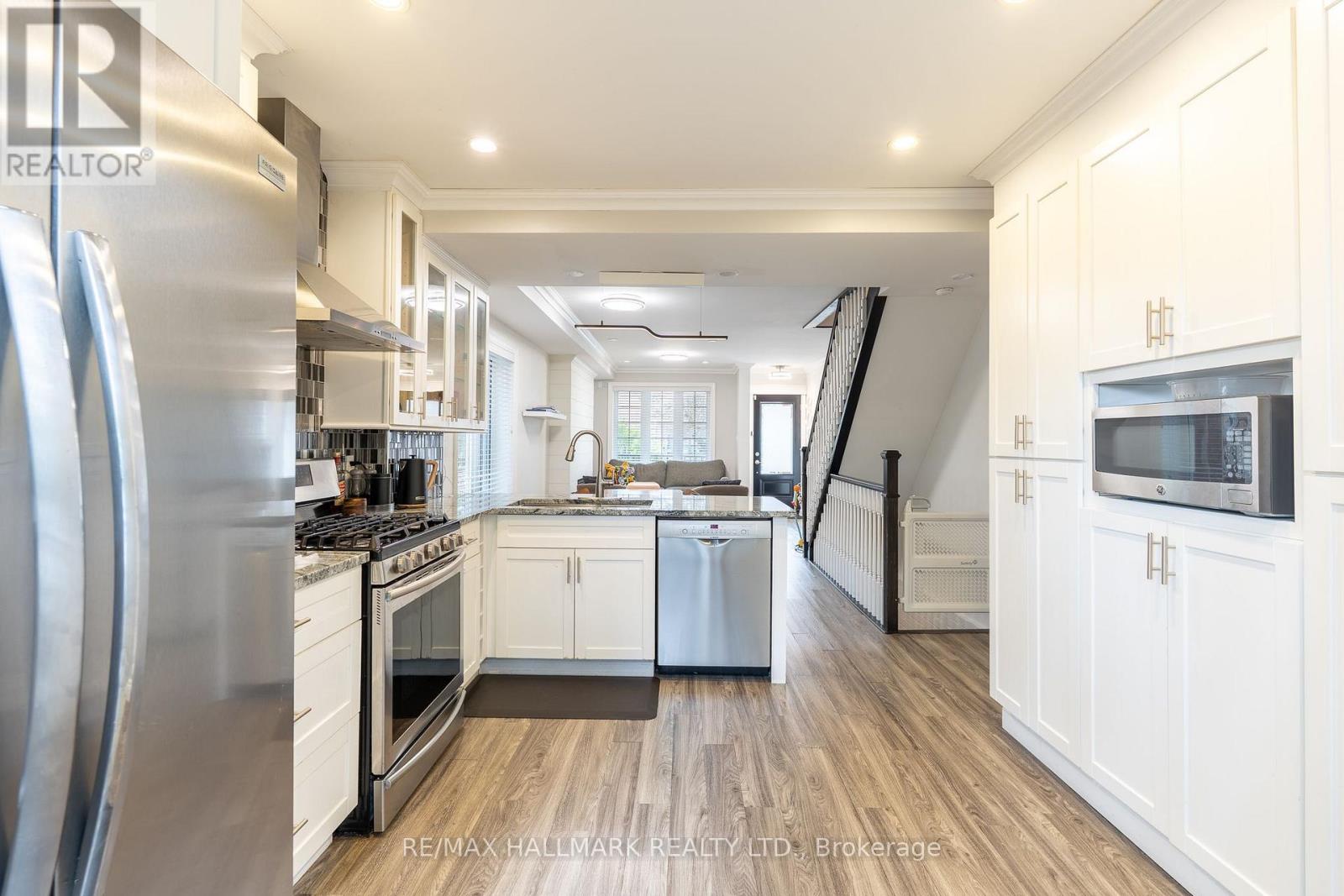 122 Holborne Avenue Property Photo 12