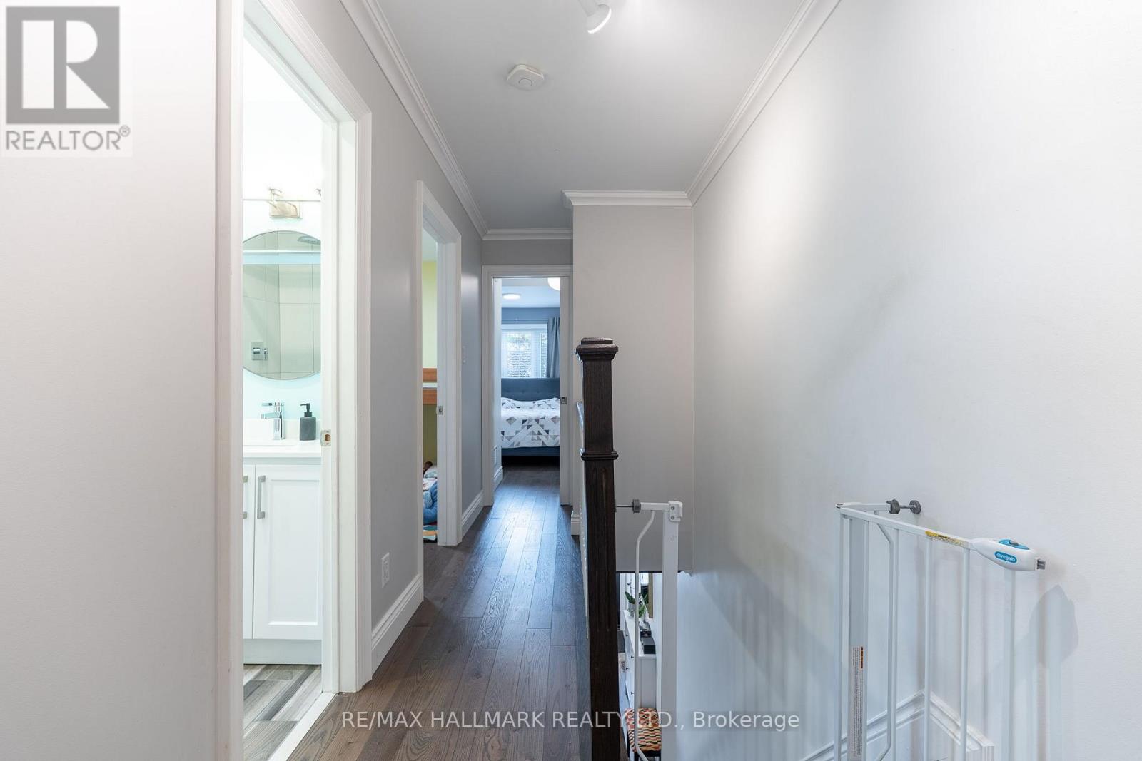 122 Holborne Avenue Property Photo 14