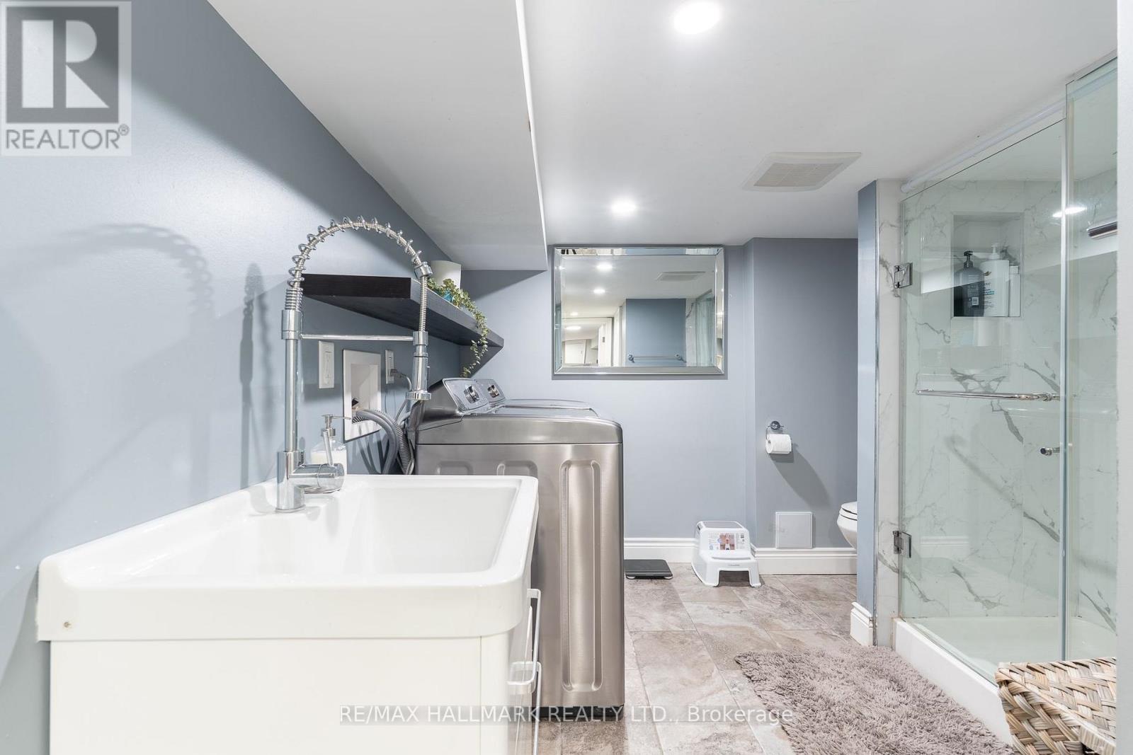 122 Holborne Avenue Property Photo 23