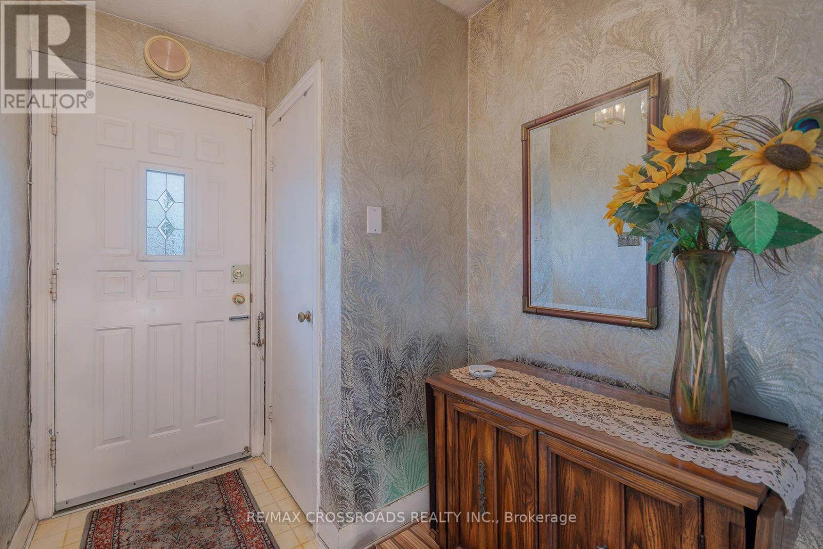 1028 Kennedy Road Property Photo 6