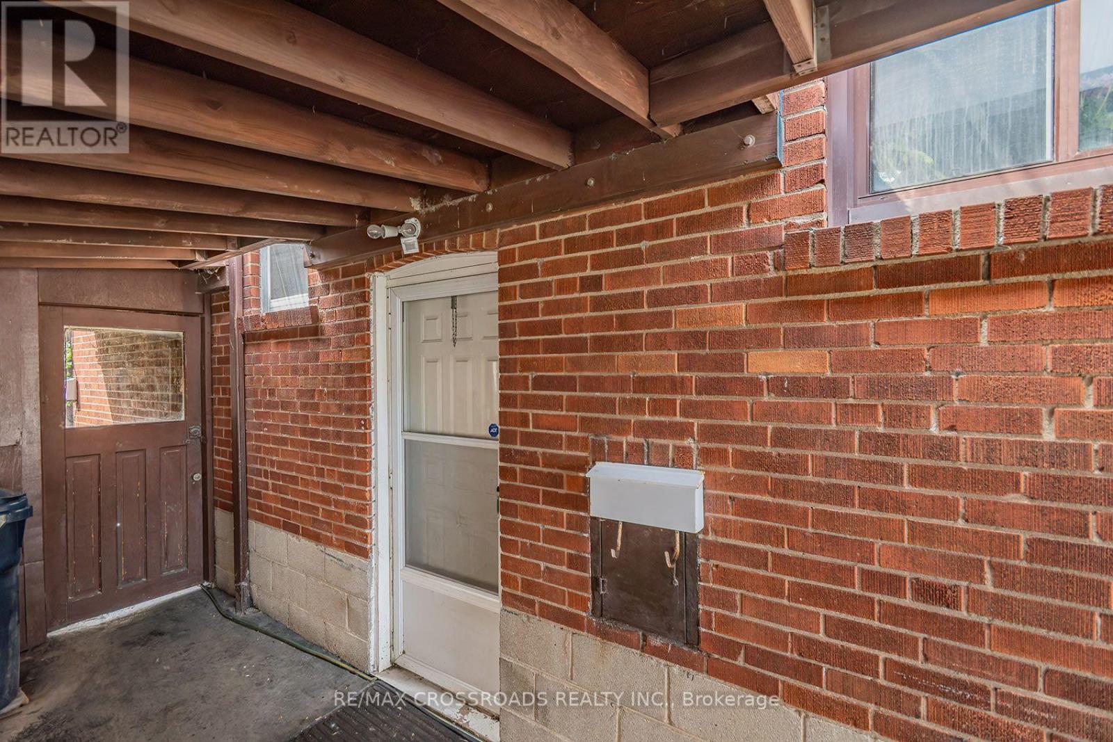 1028 Kennedy Road Property Photo 22