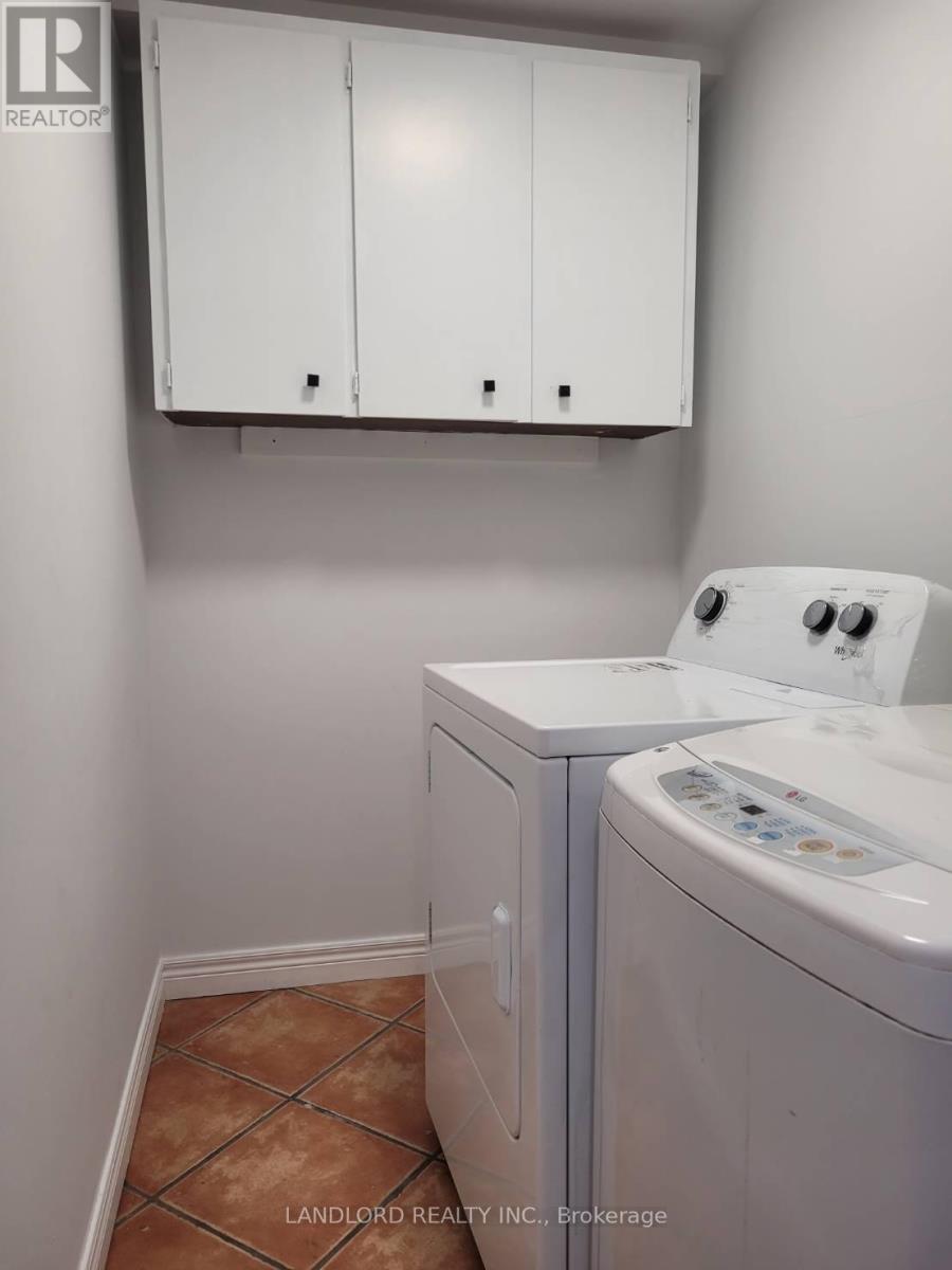 Lower - 41 Aldwych Avenue Property Photo 6