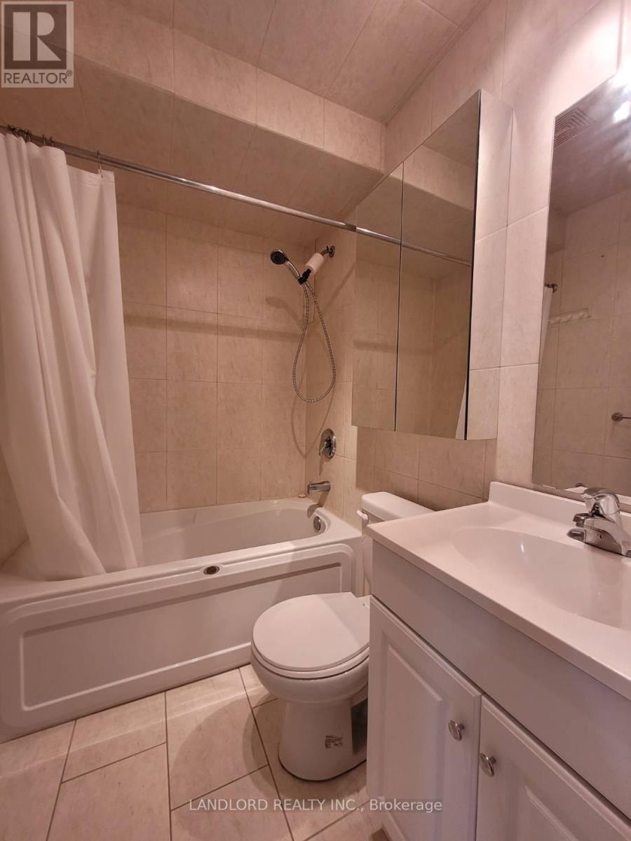 Lower - 41 Aldwych Avenue Property Photo 8