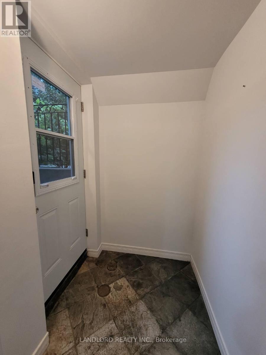 Lower - 41 Aldwych Avenue Property Photo 11