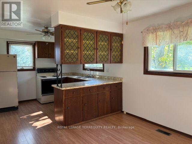 320 Myrtle Road E Property Photo 7
