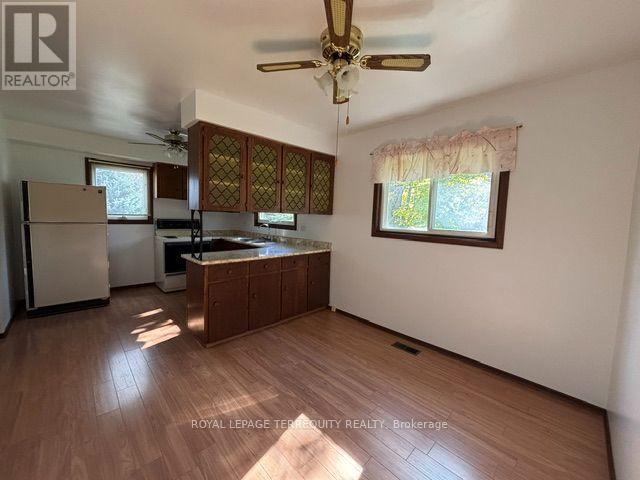 320 Myrtle Road E Property Photo 9